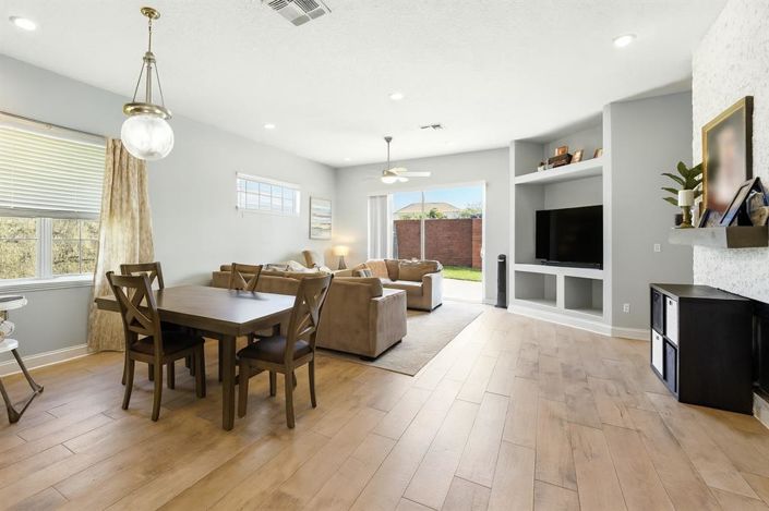 Image No.8-3 Bed House for sale