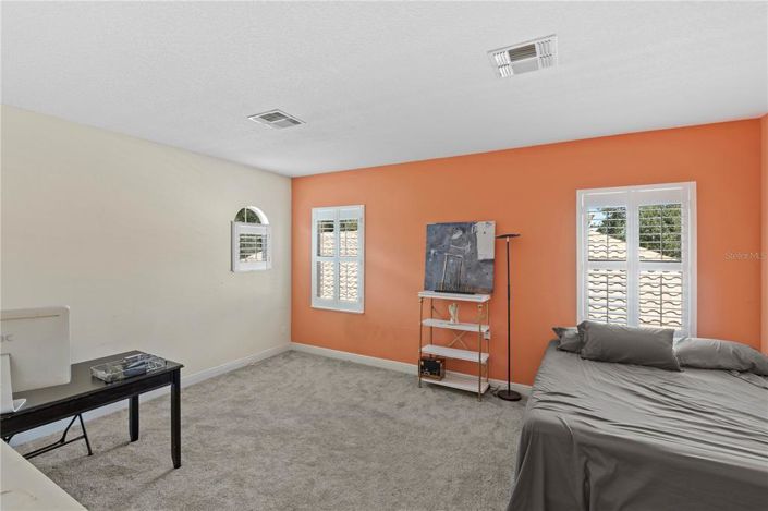 Image No.17-4 Bed House for sale