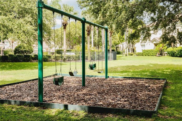 Image No.21-4 Bed House for sale