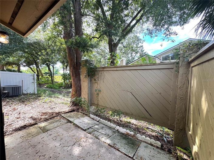 Image No.28-2 Bed Townhouse for sale