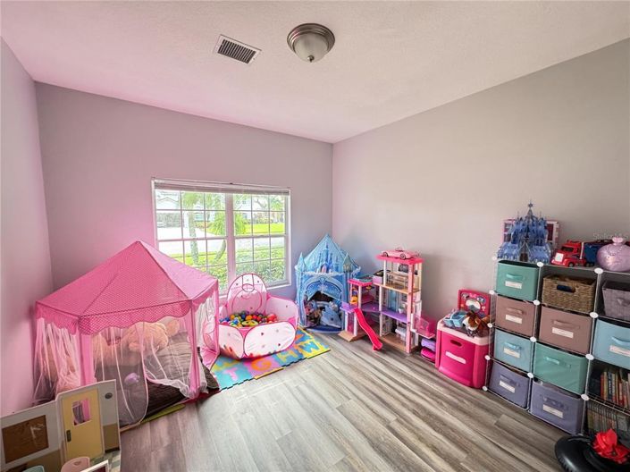 Image No.21-4 Bed House for sale