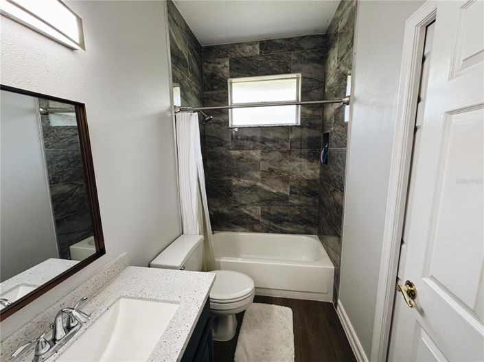 Image No.22-4 Bed House for sale