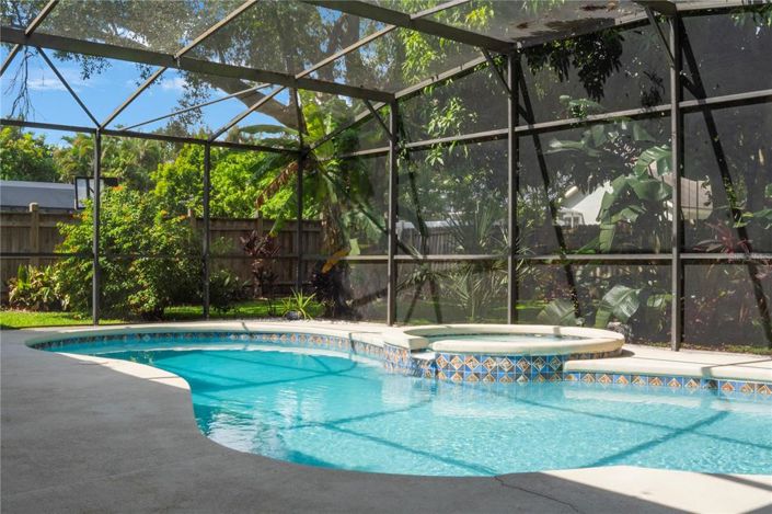 Image No.32-4 Bed House for sale