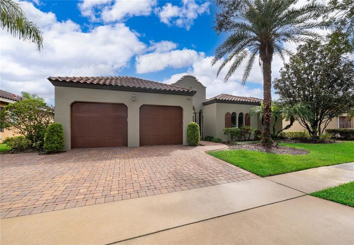 Image No.2-4 Bed House for sale