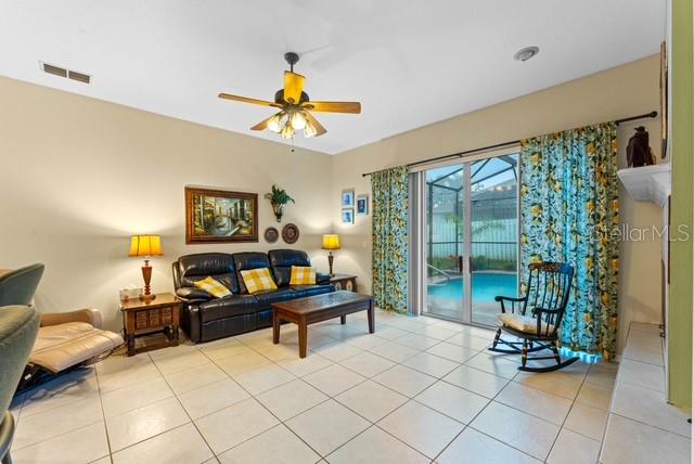 Image No.17-3 Bed House for sale