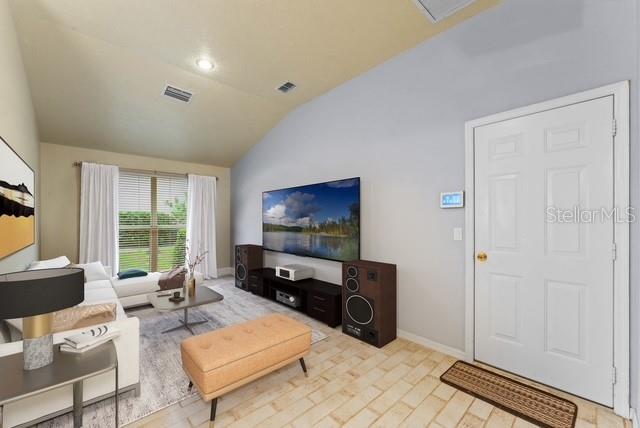 Image No.18-3 Bed House for sale