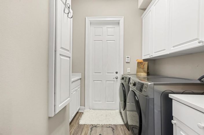 Image No.16-4 Bed House for sale