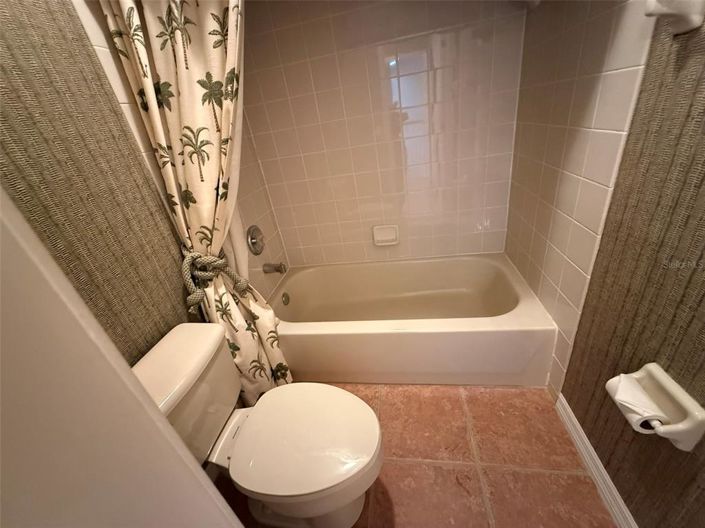 Image No.34-5 Bed House for sale