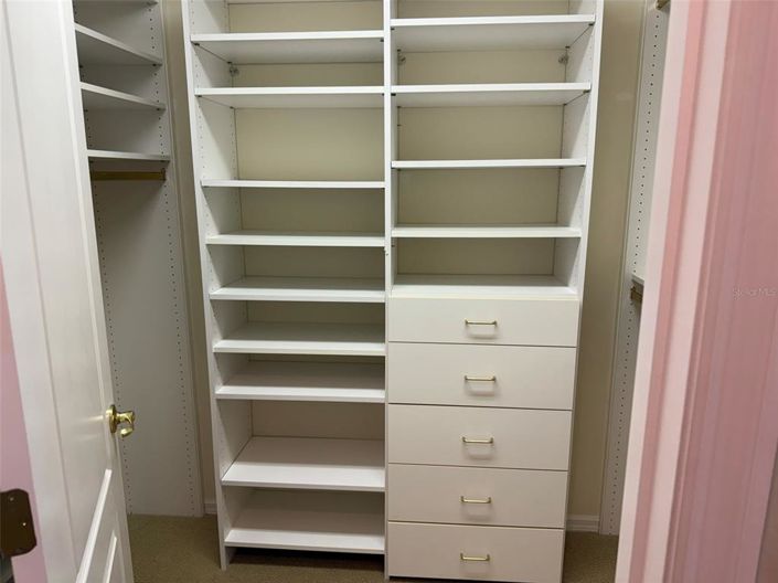 Image No.52-5 Bed House for sale