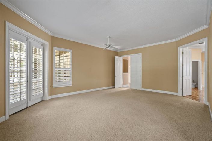 Image No.19-5 Bed House for sale