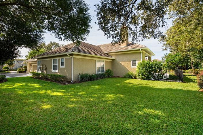 Image No.42-5 Bed House for sale