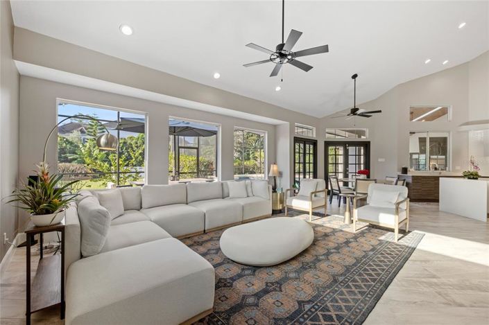 Image No.30-5 Bed House for sale