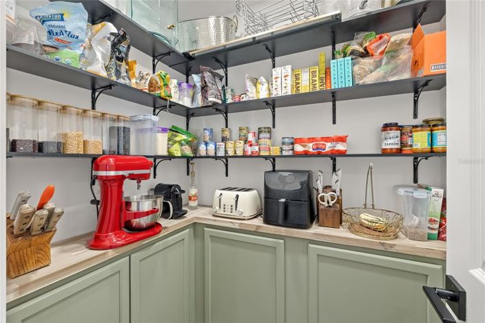 Image No.35-5 Bed House for sale