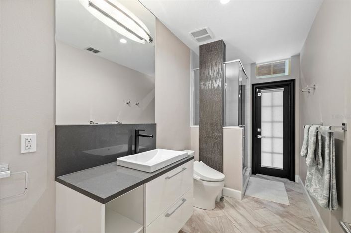 Image No.36-5 Bed House for sale