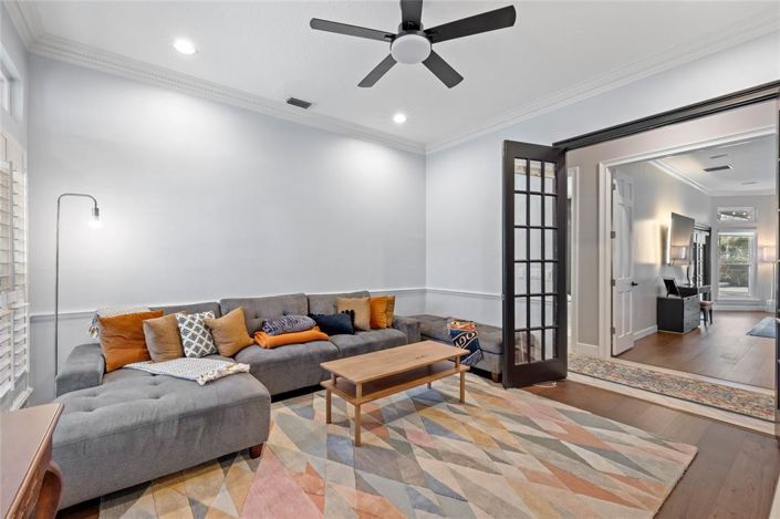 Image No.48-5 Bed House for sale