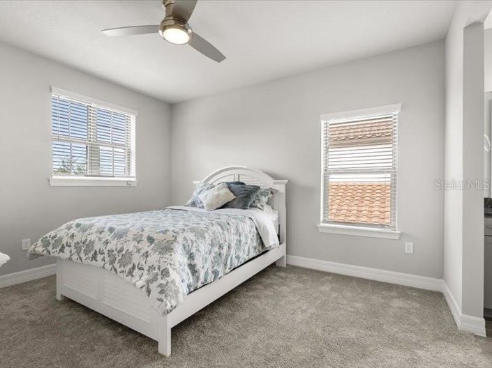 Image No.46-6 Bed House for sale