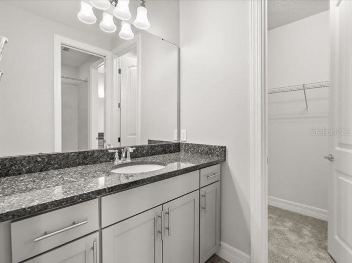 Image No.50-6 Bed House for sale