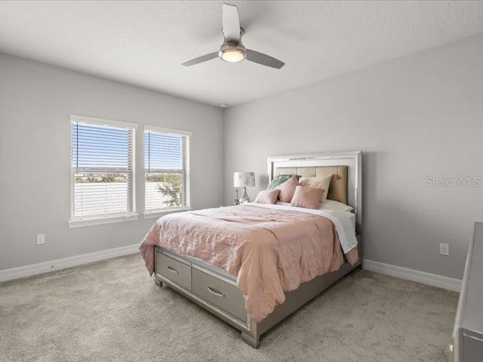 Image No.54-6 Bed House for sale