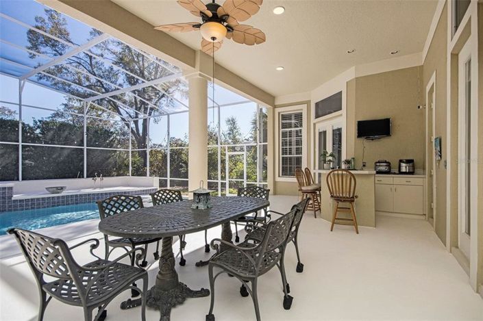 Image No.23-5 Bed House for sale