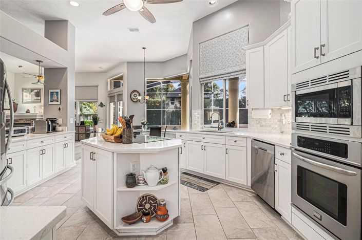 Image No.4-5 Bed House for sale