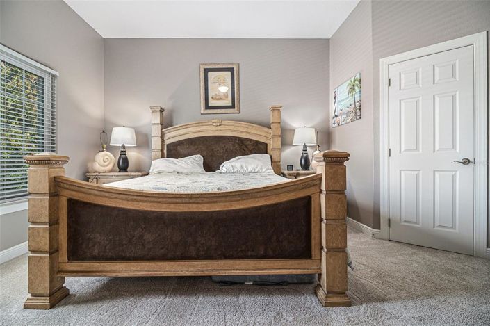 Image No.46-5 Bed House for sale