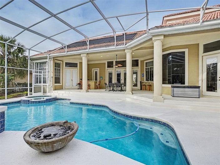 Image No.9-5 Bed House for sale