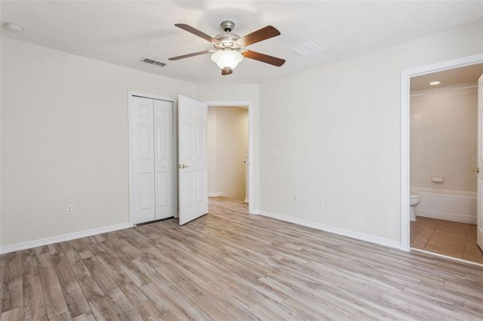 Image No.12-2 Bed Townhouse for sale