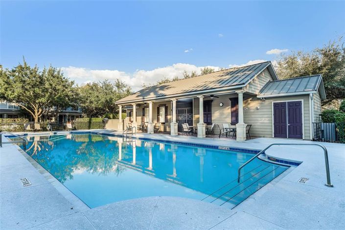 Image No.2-2 Bed Townhouse for sale