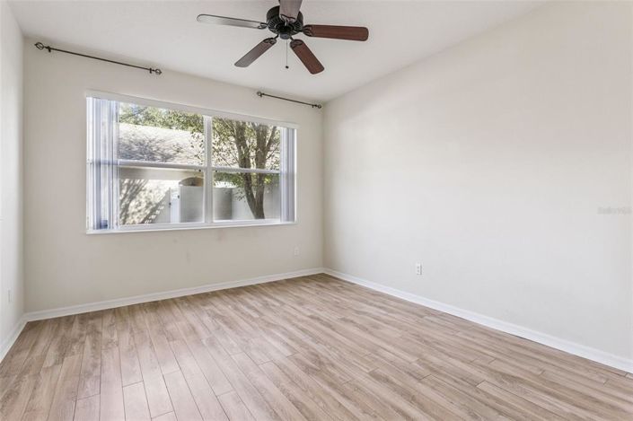 Image No.7-2 Bed Townhouse for sale