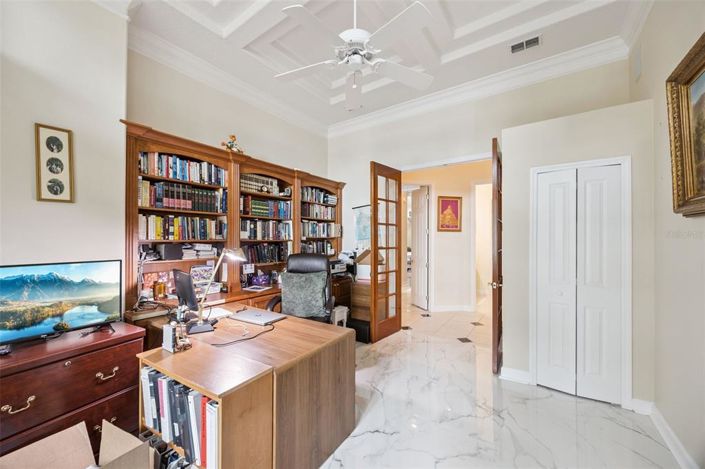 Image No.44-5 Bed House for sale