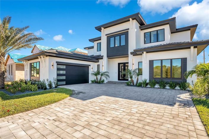 Image No.2-Maison de 5 chambres à vendre à Saint John