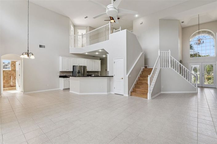 Image No.4-5 Bed House for sale