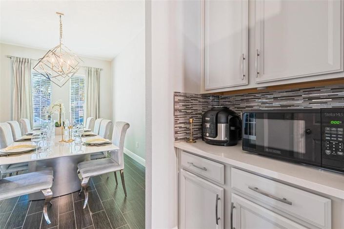 Image No.10-5 Bed House for sale