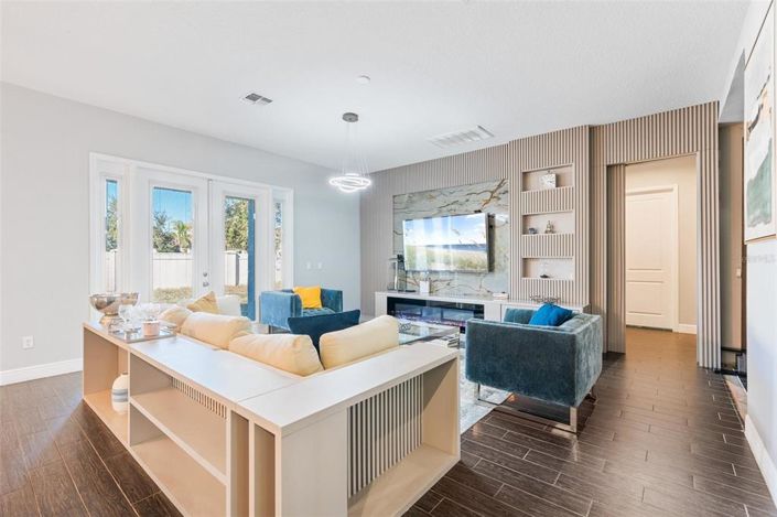 Image No.20-5 Bed House for sale