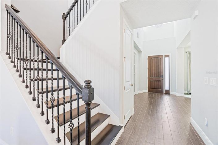 Image No.27-5 Bed House for sale