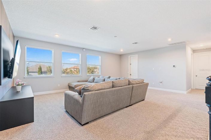 Image No.28-5 Bed House for sale