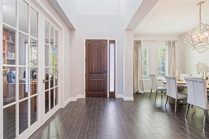 Image No.4-5 Bed House for sale