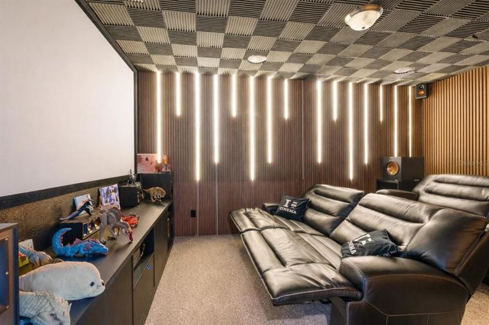 Image No.44-5 Bed House for sale