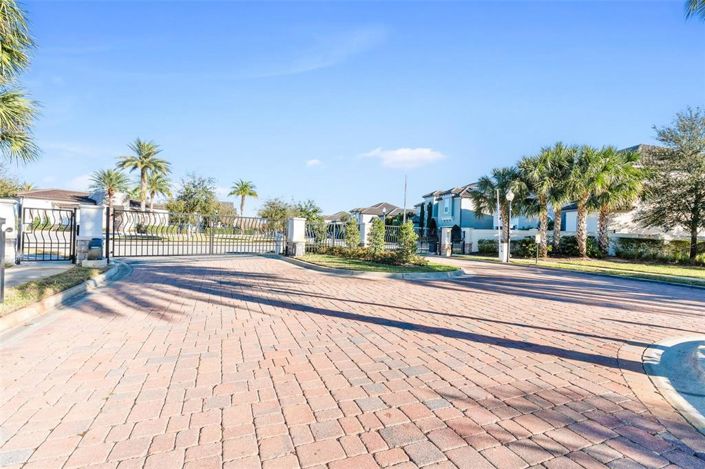 Image No.58-5 Bed House for sale