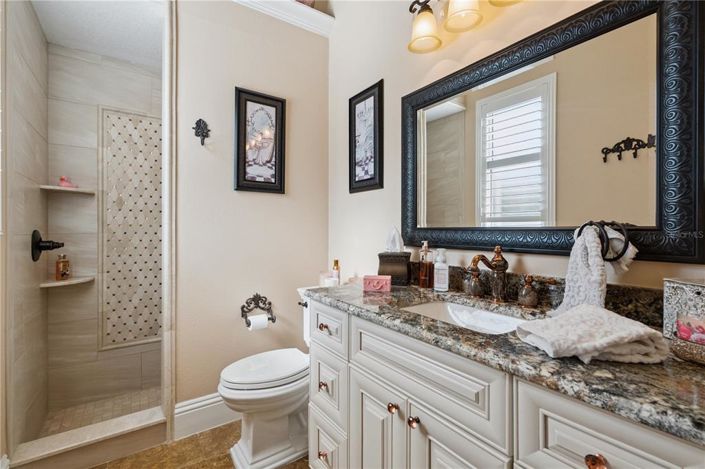 Image No.25-5 Bed House for sale