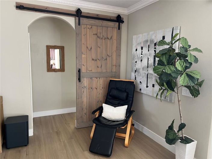 Image No.27-5 Bed House for sale