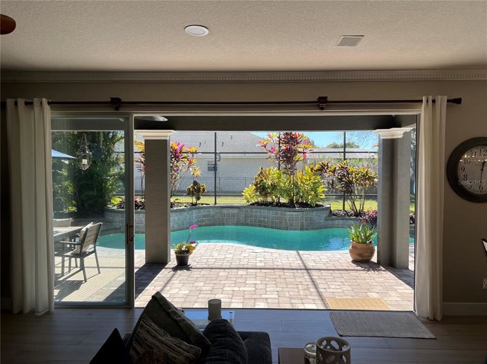 Image No.28-5 Bed House for sale