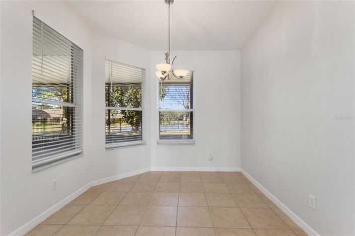 Image No.16-5 Bed House for sale