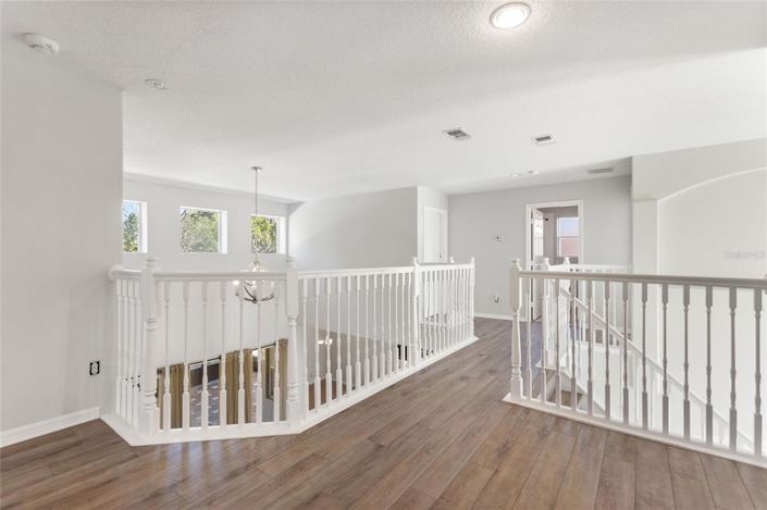 Image No.29-5 Bed House for sale