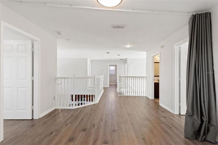 Image No.31-5 Bed House for sale