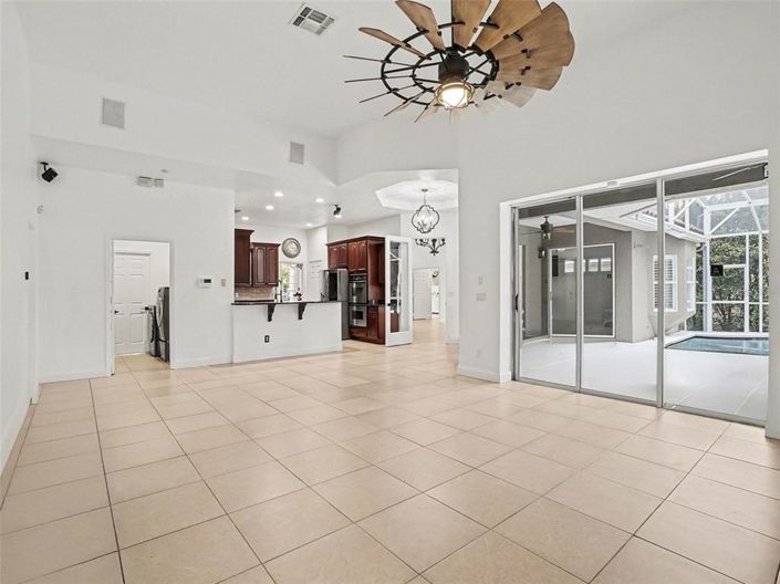 Image No.17-4 Bed House for sale