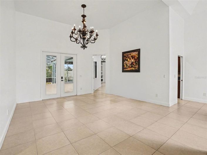 Image No.9-4 Bed House for sale