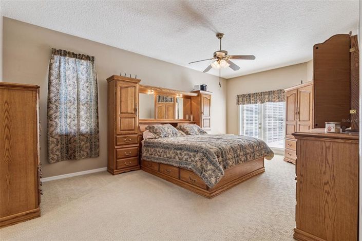 Image No.18-4 Bed House for sale