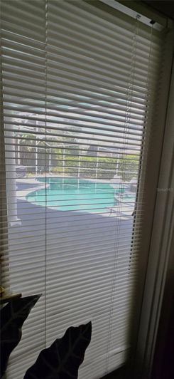 Image No.21-4 Bed House for sale