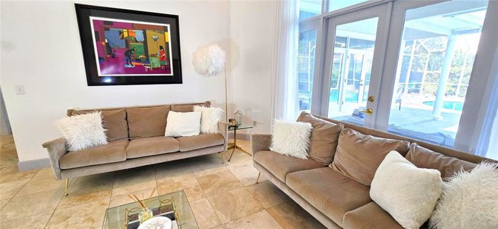 Image No.28-4 Bed House for sale